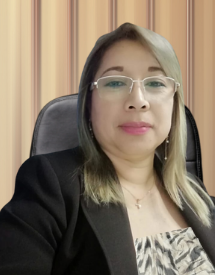 UCRI-Mgtr.Alba Juárez de Garriga Vicerrectora Administrativa